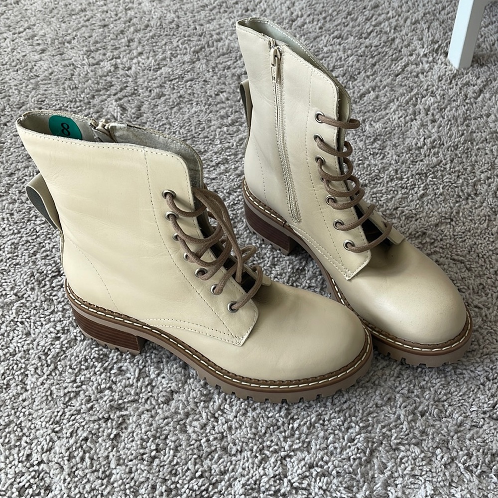 NWT boots